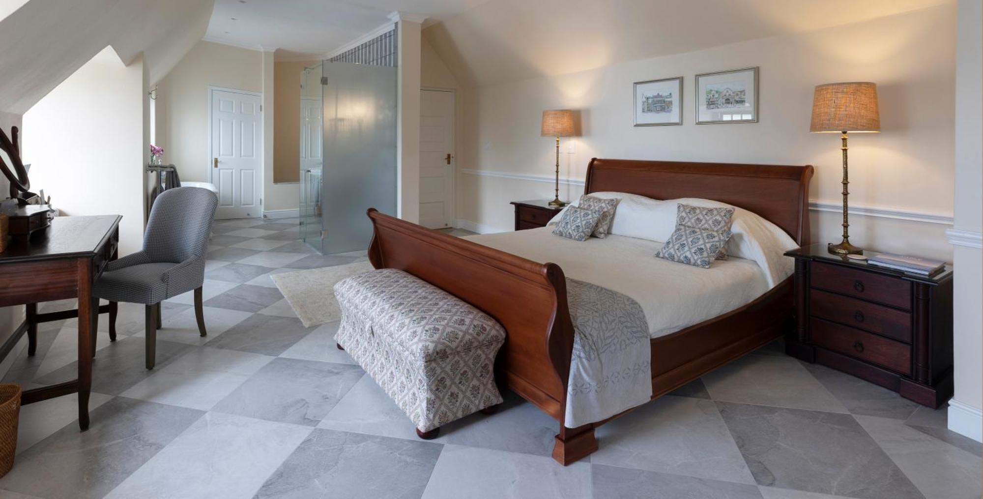 St James Guest Houses Kalk Bay Bagian luar foto