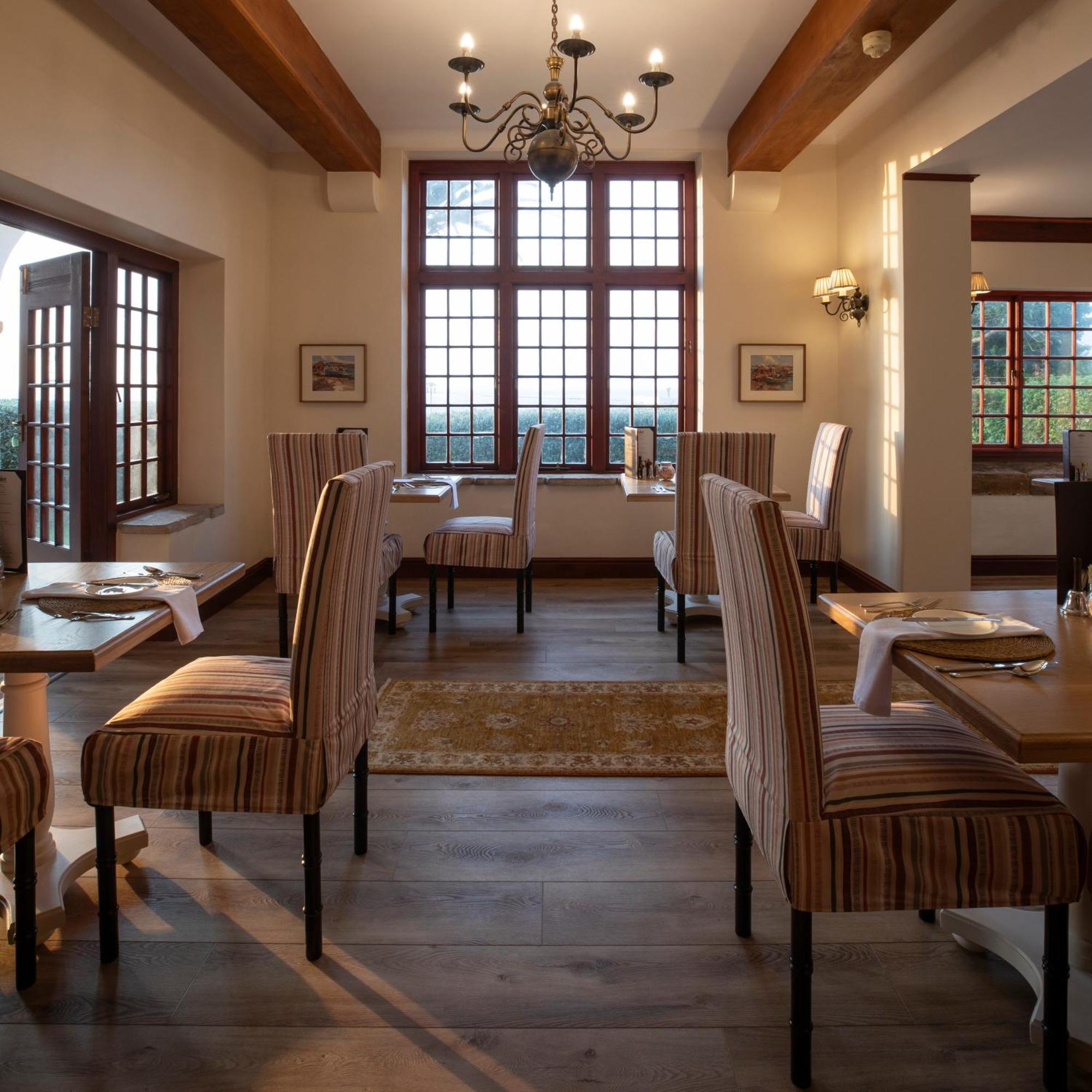 St James Guest Houses Kalk Bay Bagian luar foto