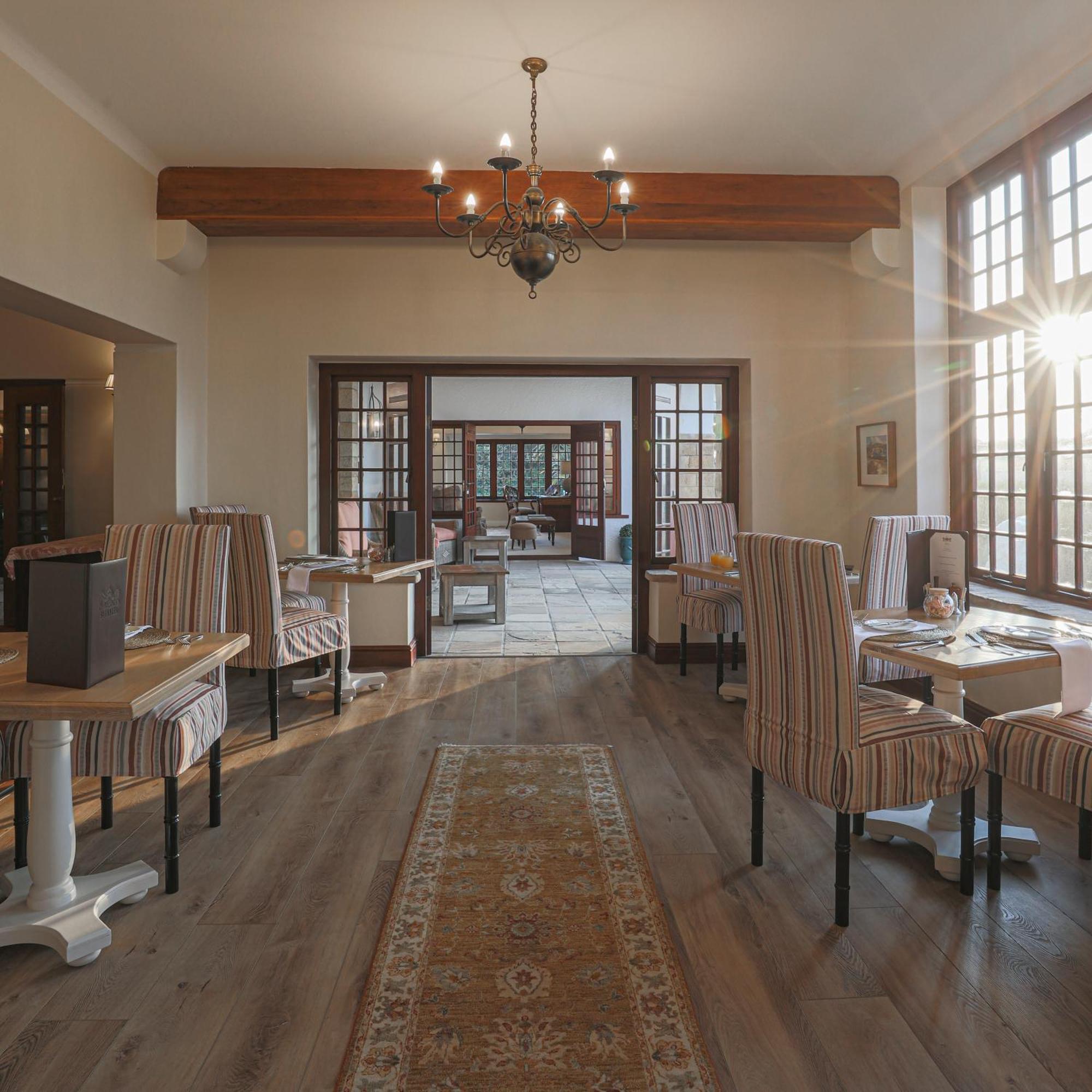St James Guest Houses Kalk Bay Bagian luar foto