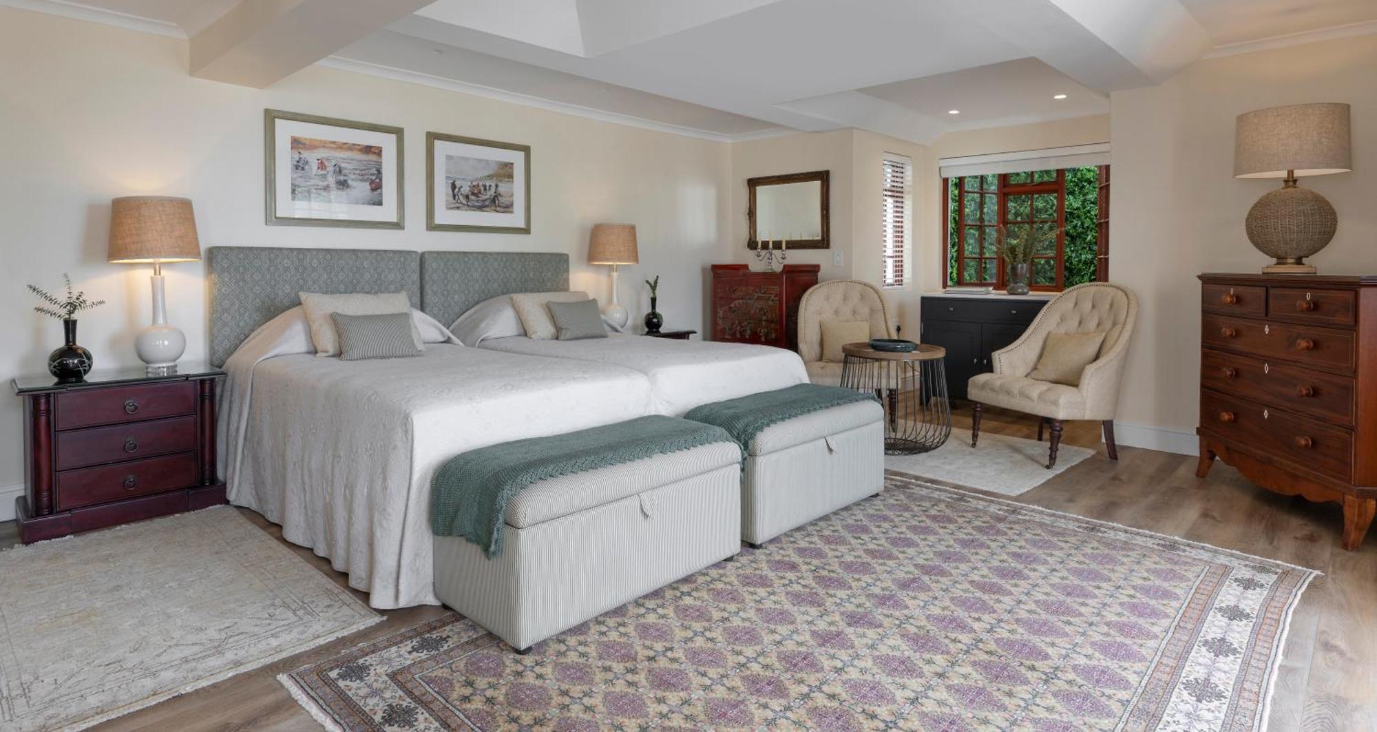 St James Guest Houses Kalk Bay Bagian luar foto
