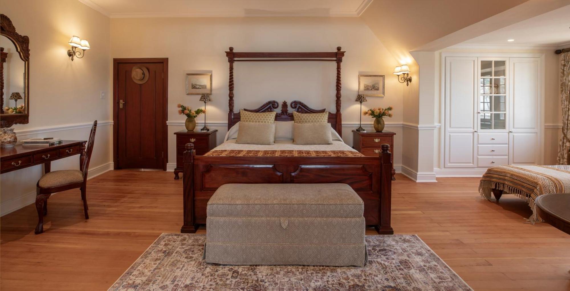 St James Guest Houses Kalk Bay Bagian luar foto