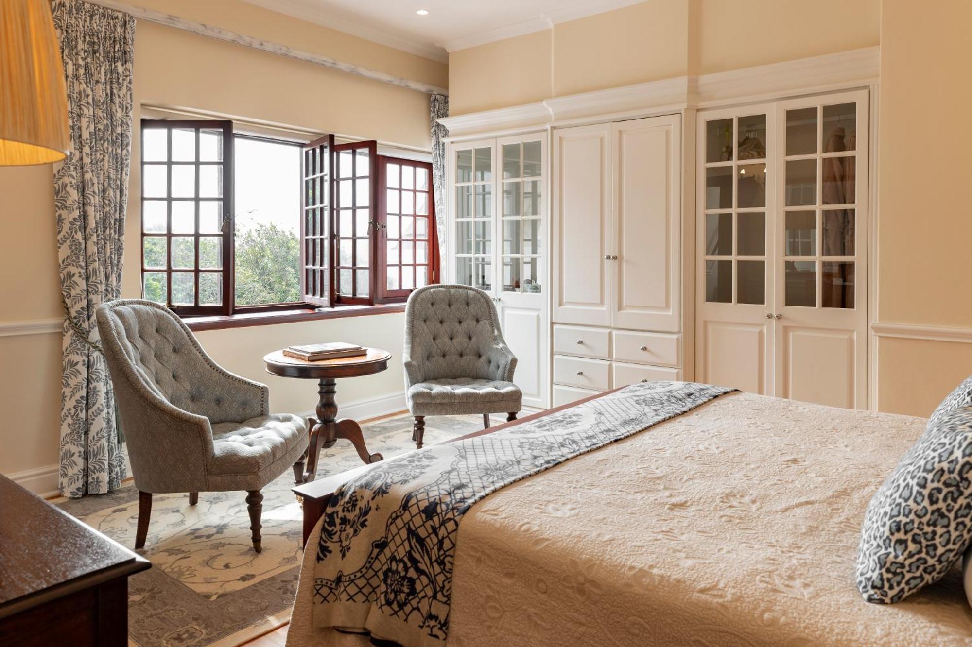 St James Guest Houses Kalk Bay Bagian luar foto