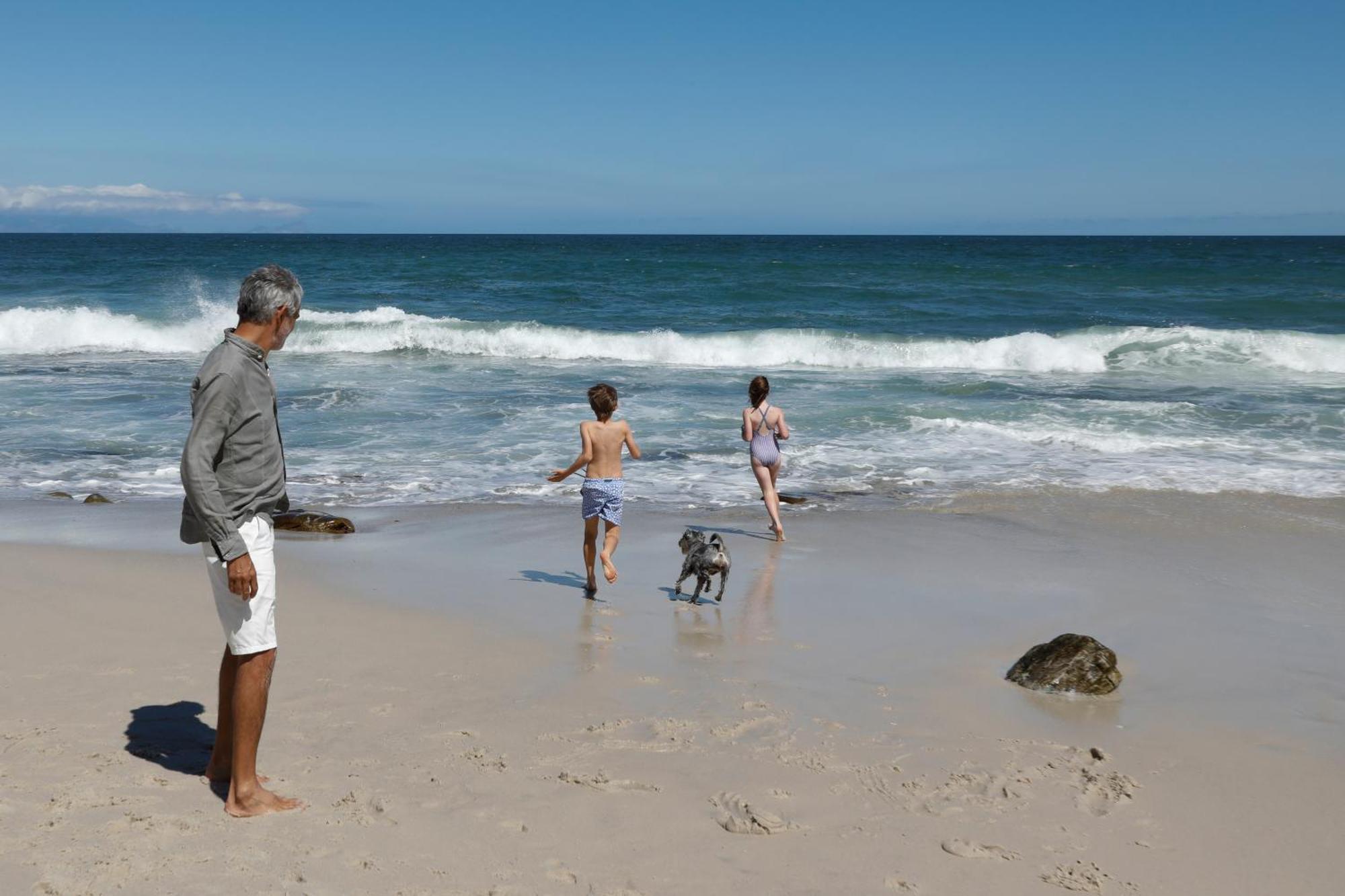 St James Guest Houses Kalk Bay Bagian luar foto